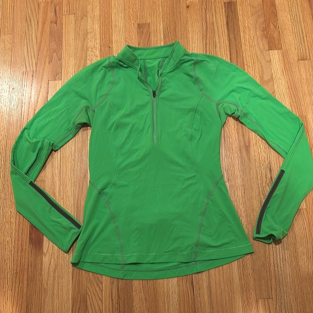 lululemon athletica Women's Bright Green Long Sleeve Half-Zip Top